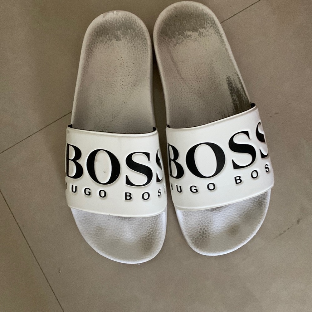 Hugo Boss slides
